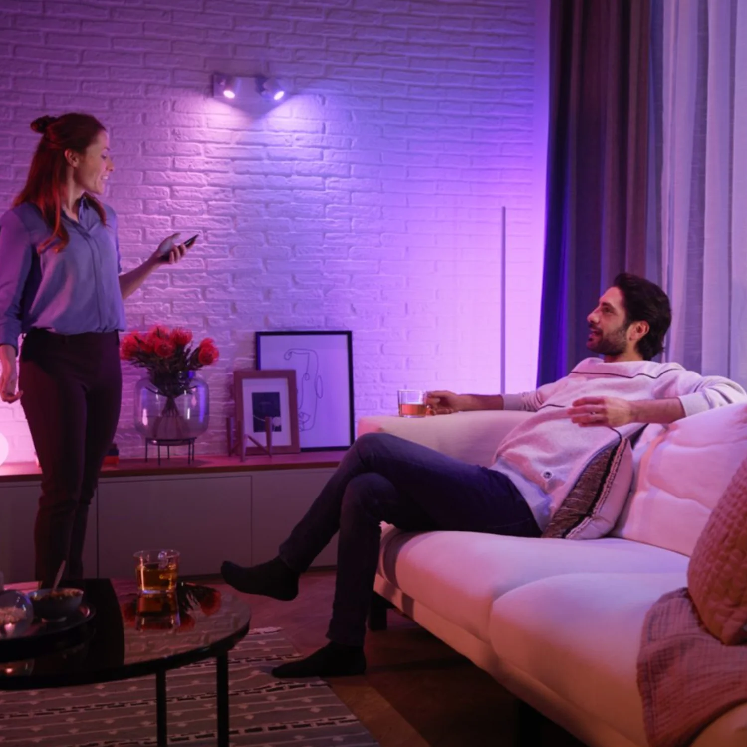 Plafon Tower Redonda Face Recuada branco Philips Hue Smart - Image 5
